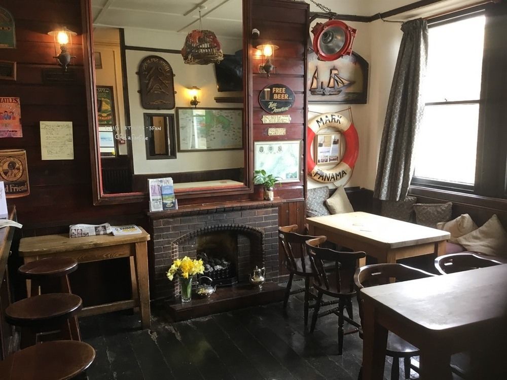 The Dock Inn Penzance Bagian luar foto